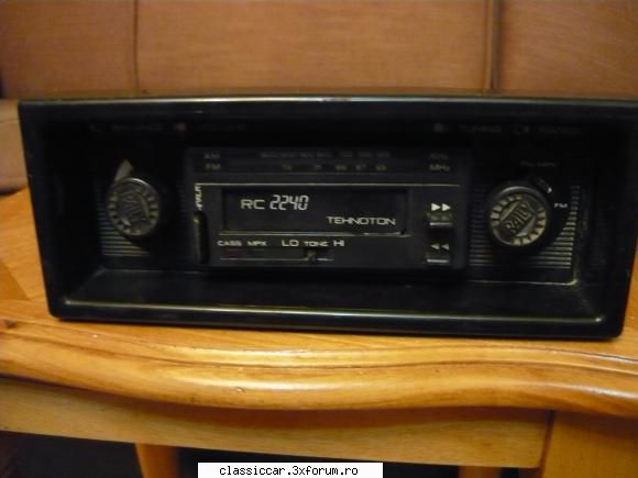 lichidare colectie radiouri auto vechi anii numai radio lei