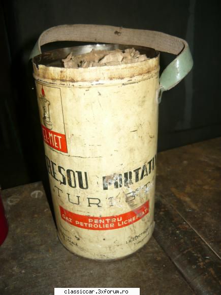 lampa turist gaz este lampa curia originala anii 60-70pret 100 lei