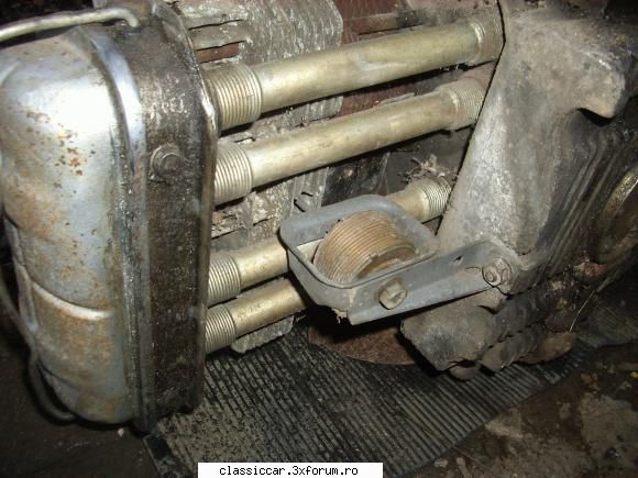 piese pentru 1303 din motor 550 ron.