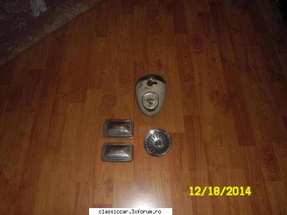 faruri capace scrumiere 15lei buc  farul claxonul 50lei