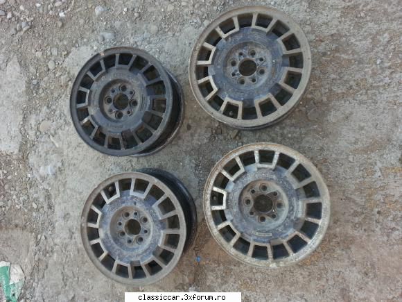 de vinzare un set de jante cromodora, pret 100. jante cromodora