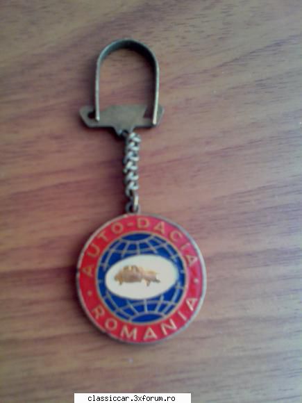 stare estetica buna
pret 30 ron, transport gratis ;) breloc dacia