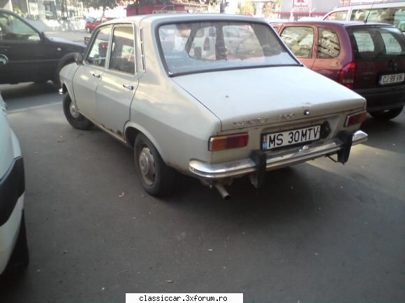 dacia 1300 dacie 1300 strada numa spatele lam luat poza...