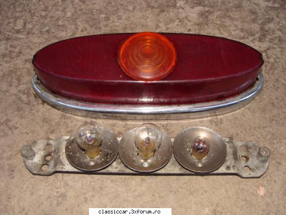 pret:50 lei vand stop pentru tv