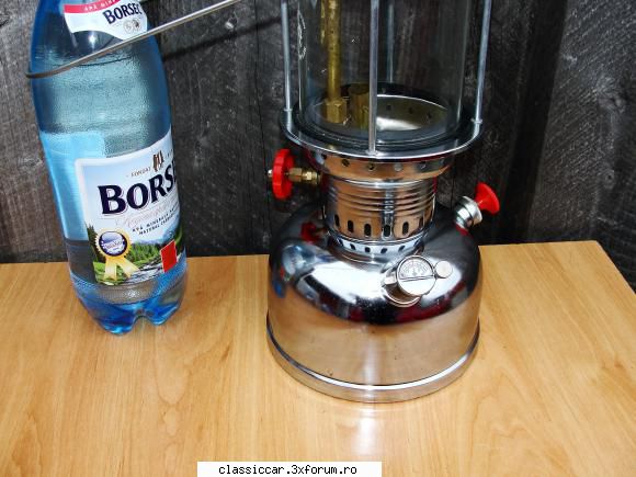 lampa petromax ideala pentru parlit porcul )))