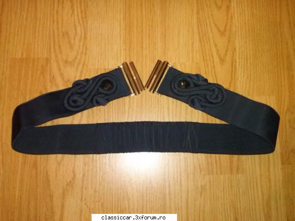 curea femei , model deosebit , cureua este noua , este exact ca si in poze . pret 25 lei + taxa