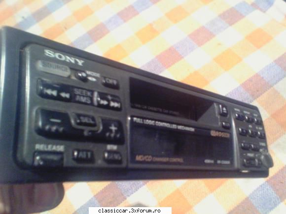 audio-auto adaug sonyinca neprobat (dar sony m-a dezamagit niciodata) insa sper timp sa-l probeznu