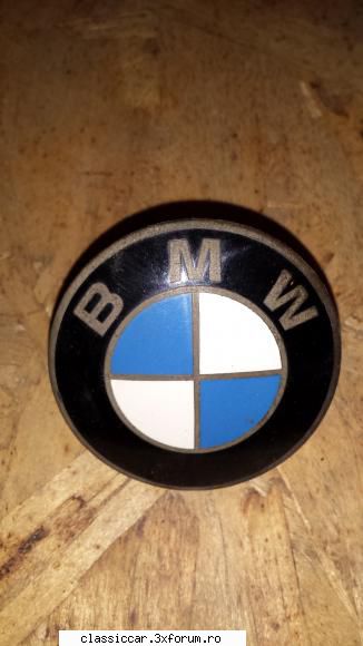 cateva accesorii emblema bmw. pret ron