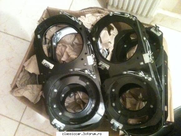 vand table dacia 1300/1310 originale uzina! faruri noi,faza suporti prindere 150 lei