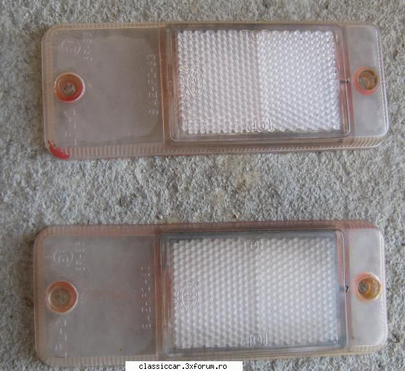 setul din poze, 15 lei vand lampi de pozitie laterale dacia 1310