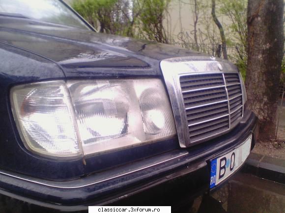 mercedes e200 w124 fab 1990 masina prezinta bine avand vedere vechimea are linie are rugina (cel