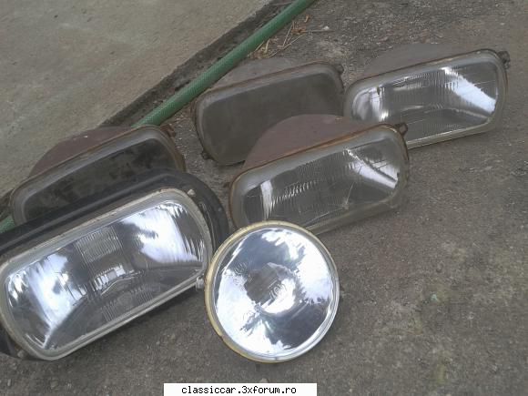 piese dacia 1300 vand piese dacia 1300. 100 lei tot 62din poza asta s-a dat farul rama.