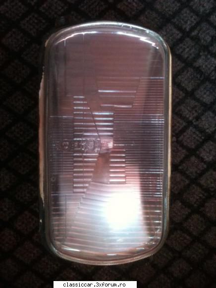 primavara garaj. far,nu are rugina oglinda!