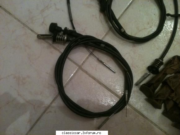 piese dacia noi poza