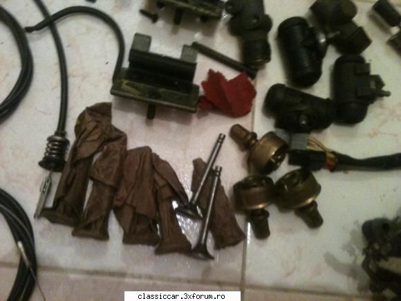 piese dacia noi poza