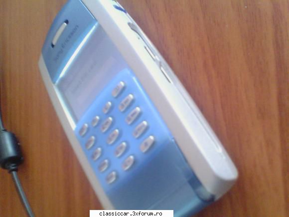 ericsson p800 este nou, nefolosit peste anii-am pus baterie noua tine....10 zile aproape vine