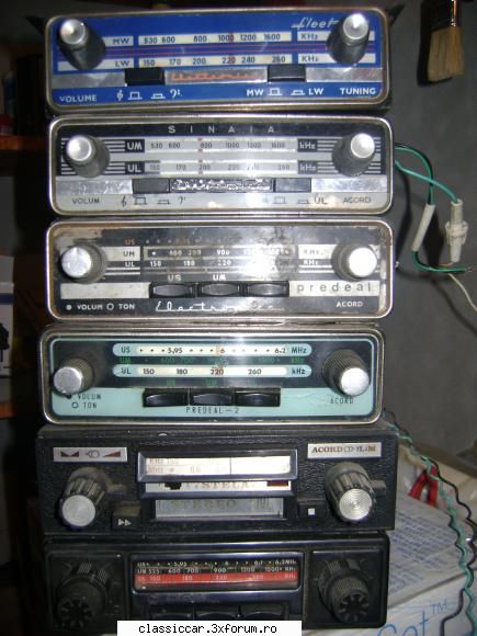 vand colectie radiouri auto romanesti vand vede poza.doar 130 euro 800 187 nelu