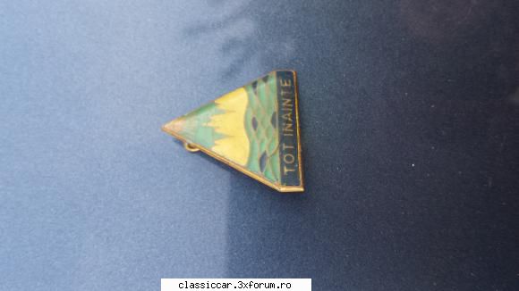 vand embleme/ decoratii comuniste poza