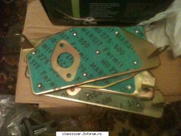 piese dacia noi adaug protectie carburator noua lei bucata.