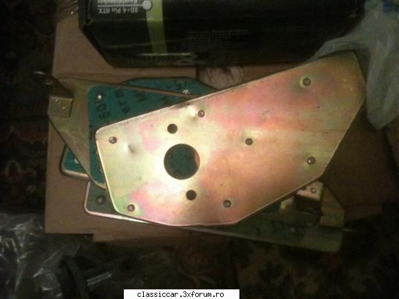 piese dacia noi sorin100 protectie carburator noua lei bucata.