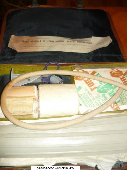 truse medicale auto vechi poza