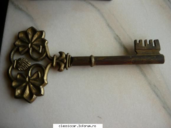 talcioc lichidare (colectie stocuri vechituri cheie veche din bronz are cca kg-100 lei