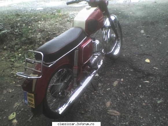 mobra super 1974 motorul are setul complet refacut usor prima debraiaza sta loc atunci cand cuplez