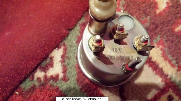ceas presiune ulei nou şi piese aro/dacia spatele