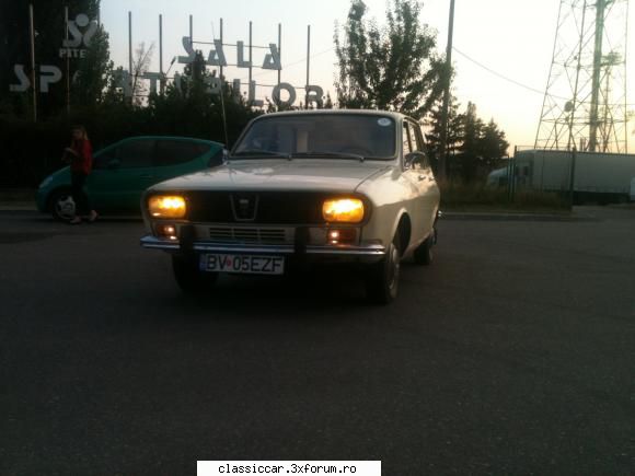 dacia 1300 '74 alb scos baba lina ceva stat garaj..am mai mesterit cate ceva,un far cibie avea pic