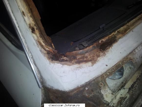 cum spune si subiectul cumpar sectiune rama parbriz dacia 1300. 

a mea e intr-o stare jalnica (poze