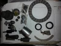 mutat de piese nos ptr dacia , burduf , set incuietori ambreiaj etc. 
pret la pachet 150 ron v�nd