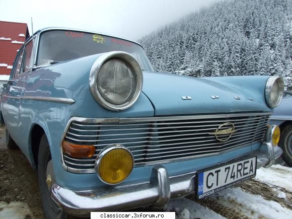 sa  nu  uitam  de matusica  bleu  care   in  opel rekord c 1968