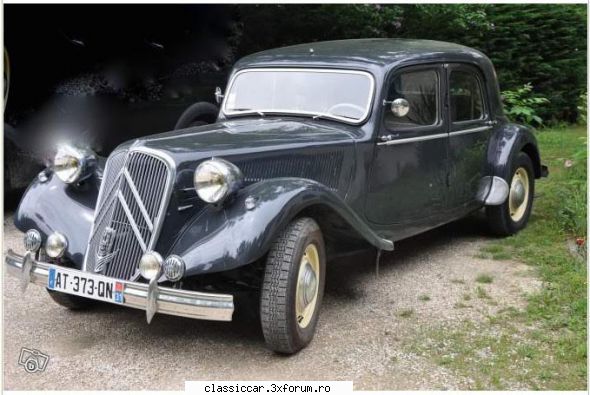 citroen traction avant six -1953 urma faza vopsire, elementele sunt deja aproape gata ptr ins