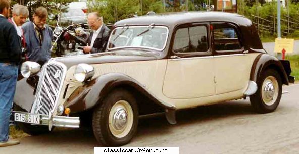 citroen traction avant six -1953 mai culoare ciocolatiu crem ....