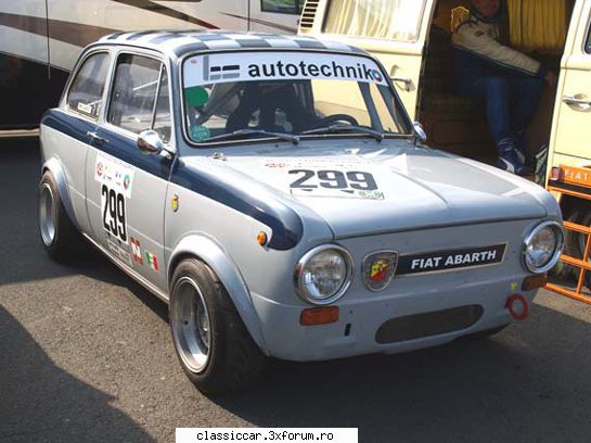 fiat 850 /abarth 1000ot cum trece frigul vreau incep usor fiat deja inceput dau motorul jos,ideea