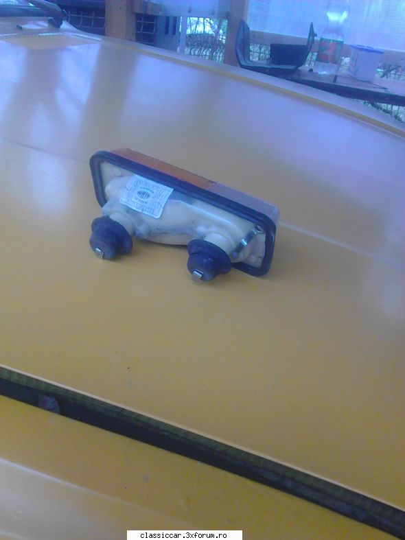 vand cateva piese dacia poza lampa,desi vad relevanta pozei unui produs nou