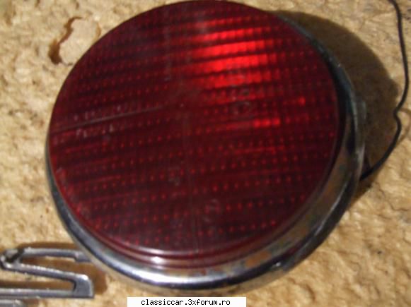 lampi bosch vand lampi bosch pentru ceata sau stop frana cum doreste este bun fel geamul.cel 75lei