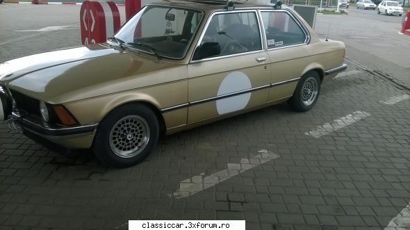 bmw rechin e21 316 domnu tomas prin trage foarte bine pentru un1.8.