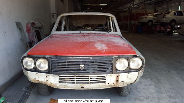 mercedes w114 250, bmw 525 e12 altele puse piesele pentru poza