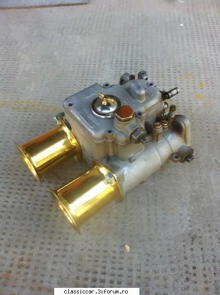 vand carburator dublucorp weber dcoe 40, acest tip de carburator a fost montat pe masini  renault 8,