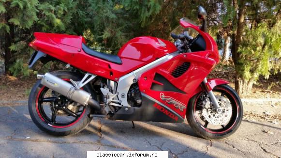 vand honda vfr 750 1994, 750cc, 4v, 100cp, 60k km, stare buna vopsea originala, prezinta defecte