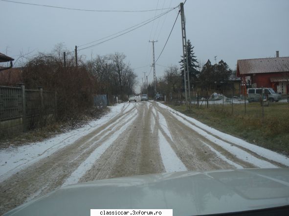 dacia 1310 tle 1990 din remat asa nici n-am stat lucru c-i frig hal poate lucra ....am zbughit-o