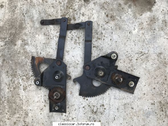 vand diverse piese set macarale dacia 1300 (cea sofer 150 lei toate