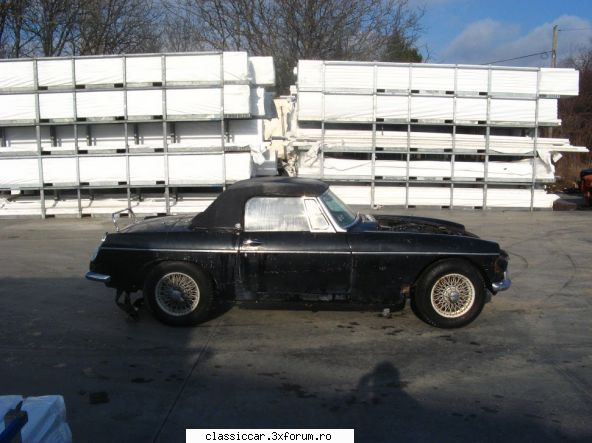 vinzare din stoc cca 80-120 proiecte. mgb roadster chrome pull handle1963 early model, fia invirte,