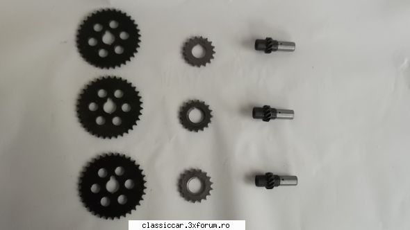 vand piese dacia 1300/1100 piese noi:set pinion mic+pinion delcou- lei setulsau separat la:pinion