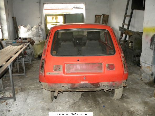 renault din spate