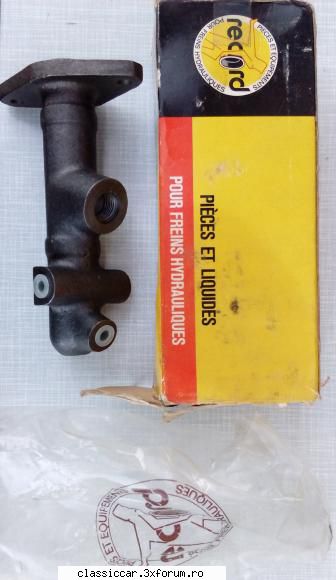 vand diverse piese oldtimer vand pompa frana noua renault alte modele fix 120 ronpretul este