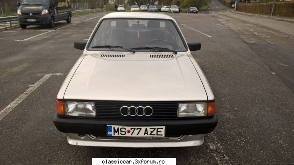 vand audi 80, atestat istoric. km. pot spune merge numai restul ceasului bord.