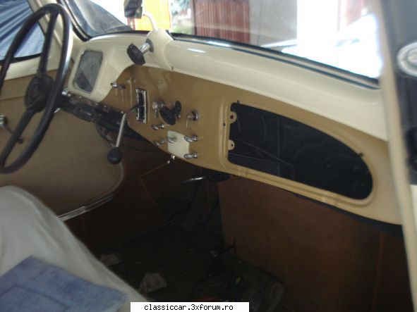 citroen traction avant six -1953 interior..