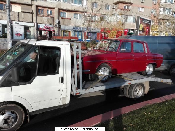 renault trabi-max scris:ceva detalii ref. renault 10?renaul 10, fabricatie 1968, faza2 faruri